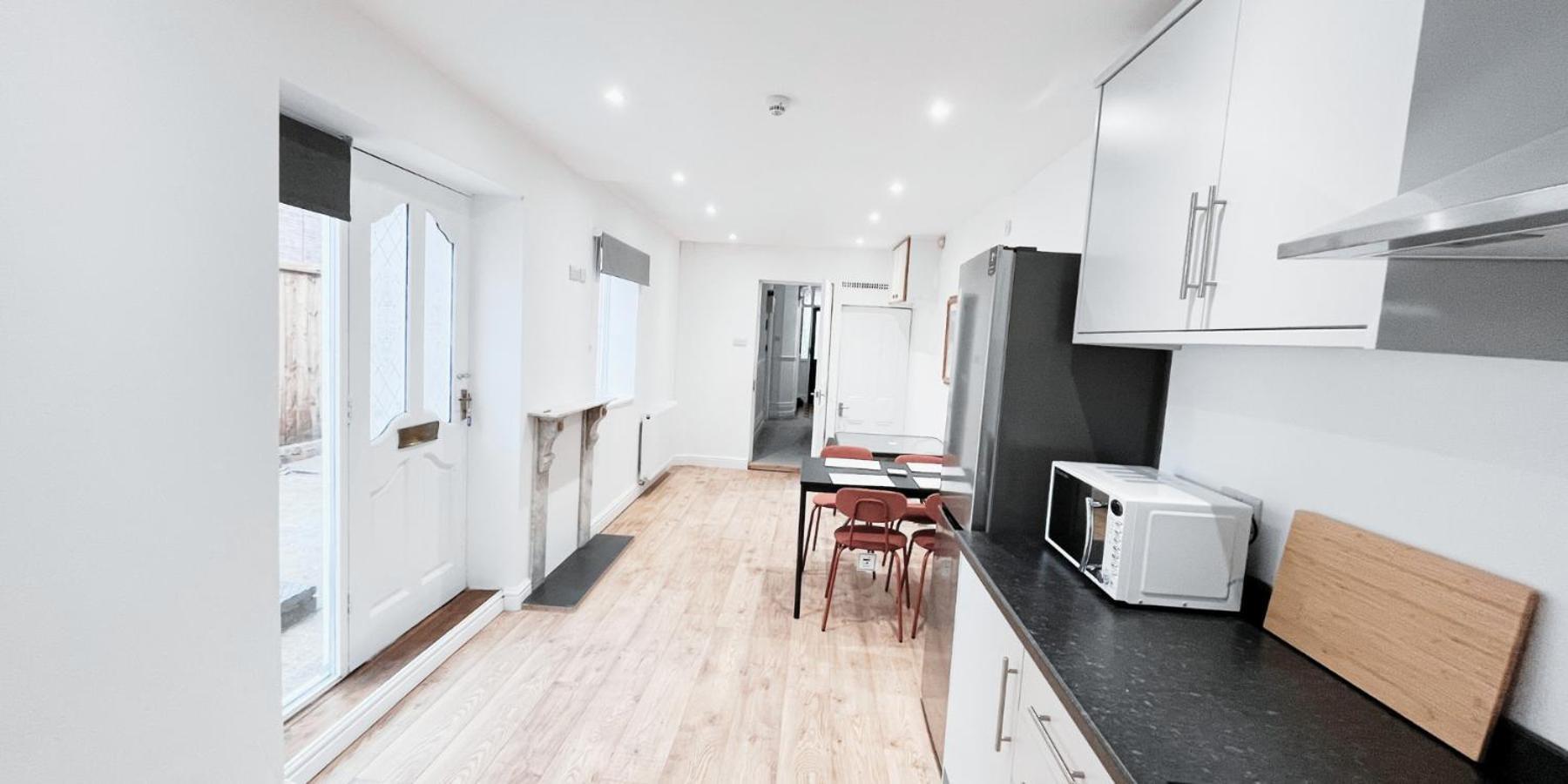 Spacious Room In Modern House Near Nottingham Esterno foto