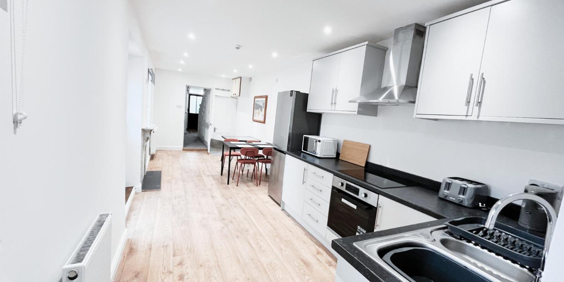 Spacious Room In Modern House Near Nottingham Esterno foto