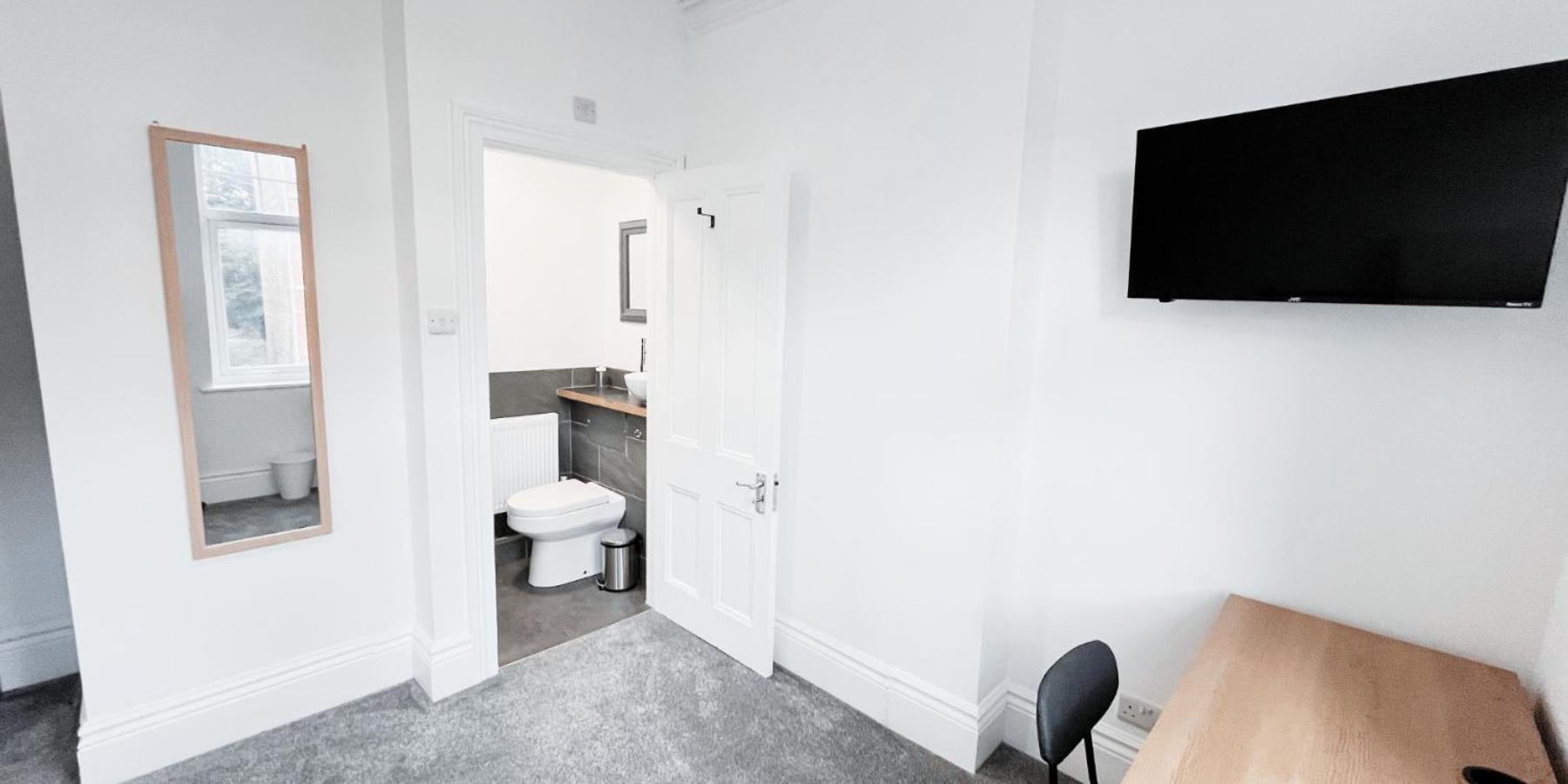 Spacious Room In Modern House Near Nottingham Esterno foto